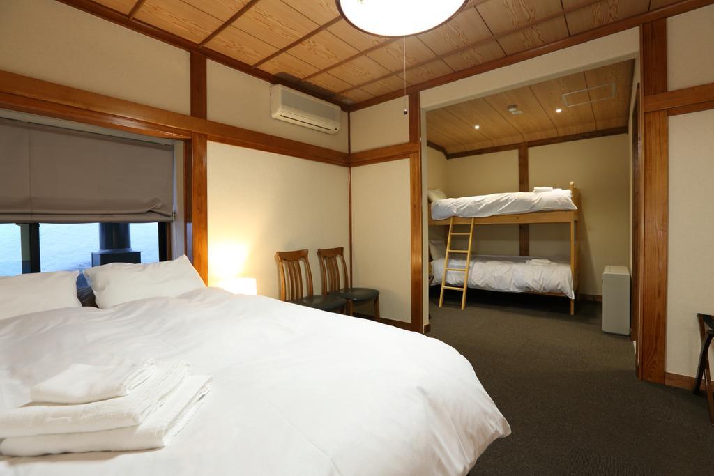 Snowlines Lodge Hakuba Exteriör bild