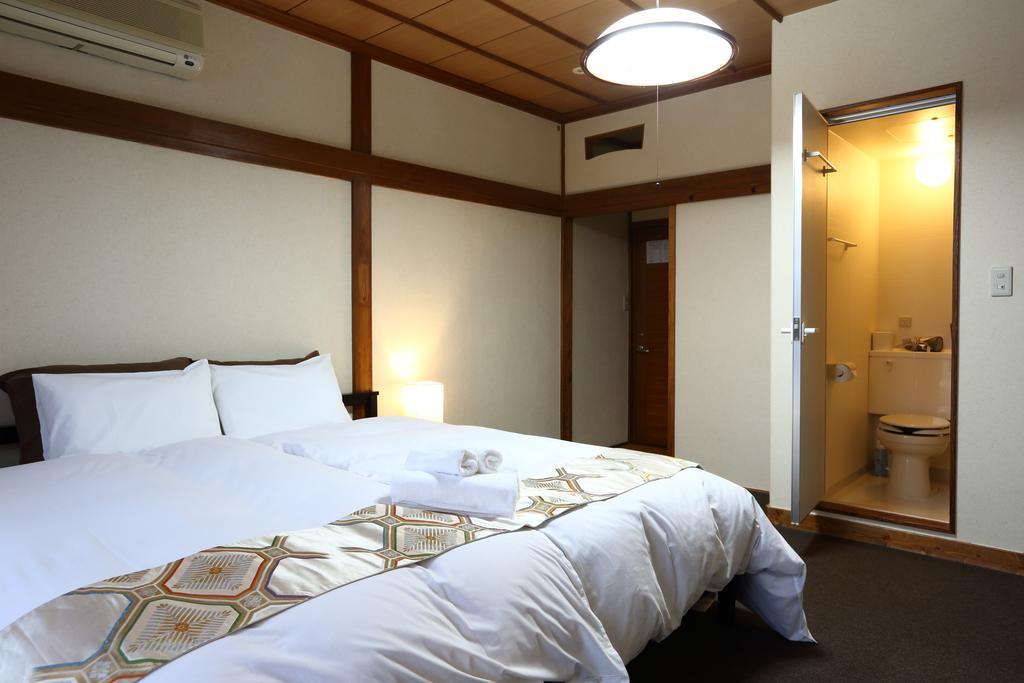 Snowlines Lodge Hakuba Rum bild